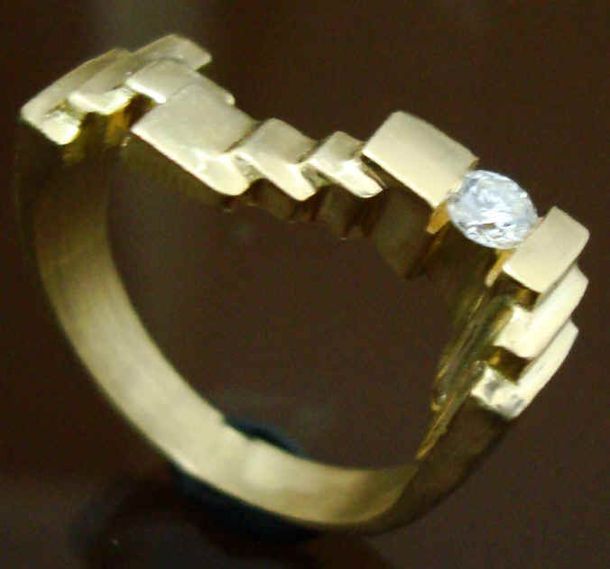 anillo oro amarillo diamante